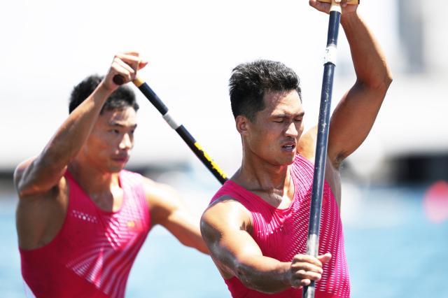 乐鱼官网-郑鹏飞因爱坚持 中国皮划艇13年后重登奥运领奖台