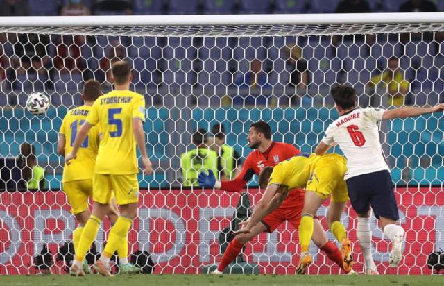 乐鱼app-英格兰定位球神奇不再?索帅可能在为决战憋大招!